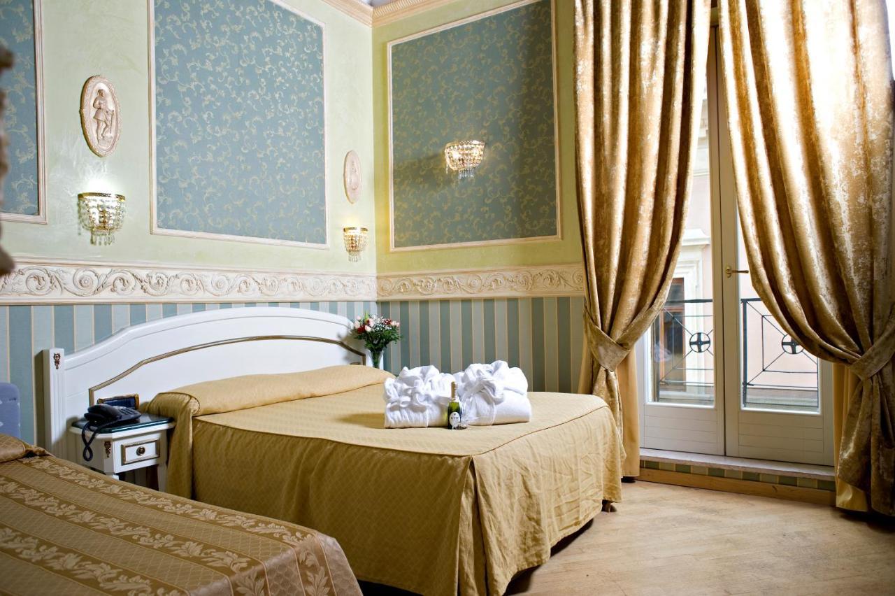 Upper View Suite Rome Bagian luar foto